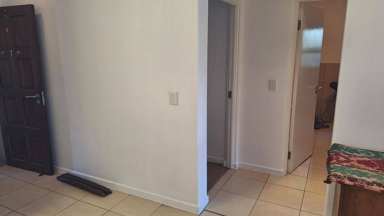 Photo 18 of 22