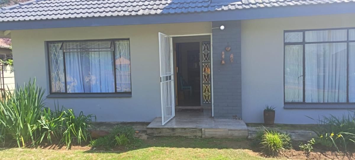 Photo 2 of 18