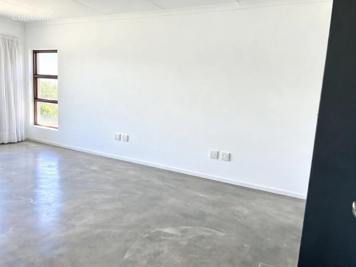 Photo 15 of 40