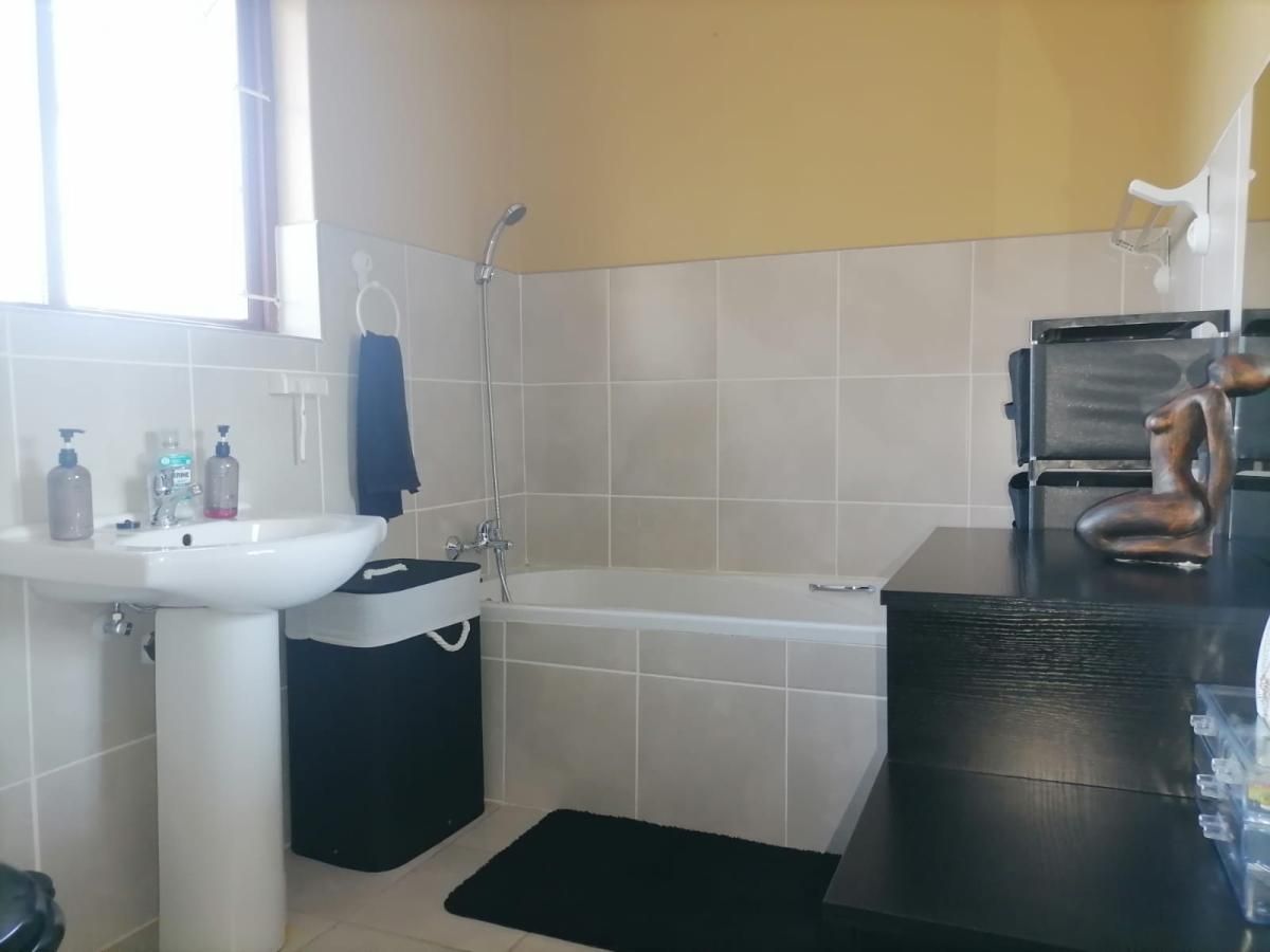 Photo of 4 Bedroom house for auction in Uvongo, Margate