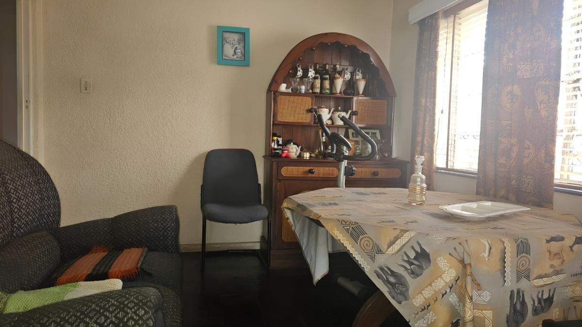 Photo 3 of 21