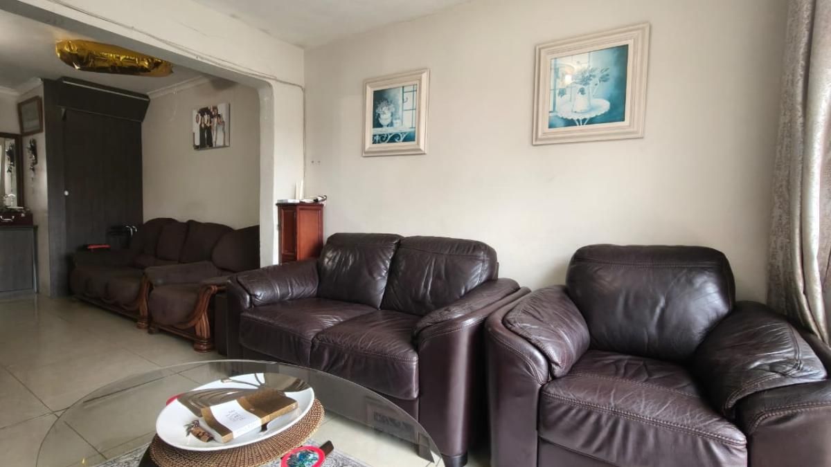 Photo 2 of 23