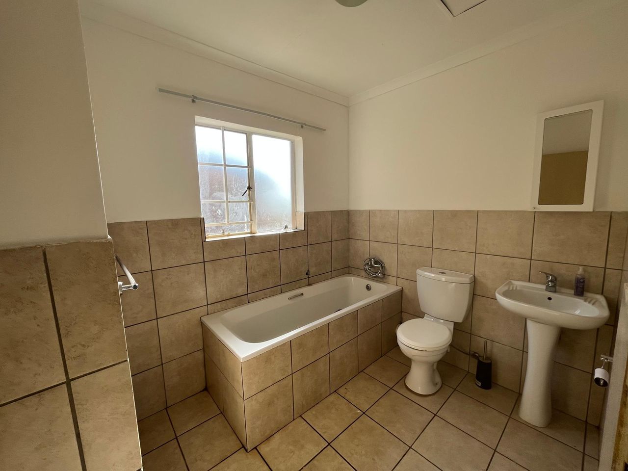 Photo 11 of 20