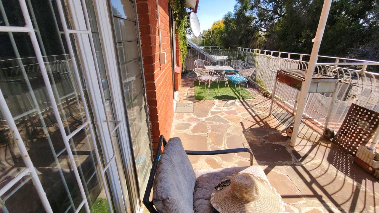 Photo of 9 Bedroom house for sale in Generaal De Wet, Bloemfontein