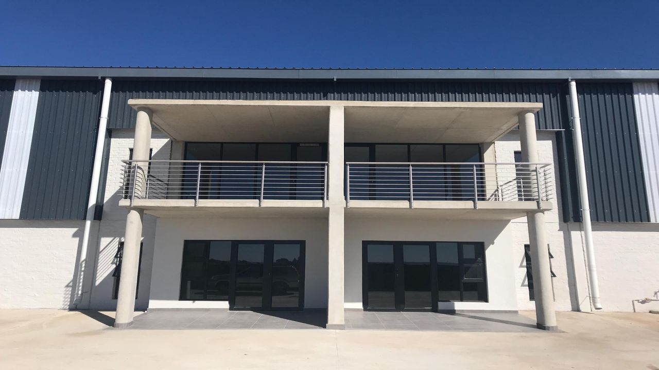 Photo 2 of 16