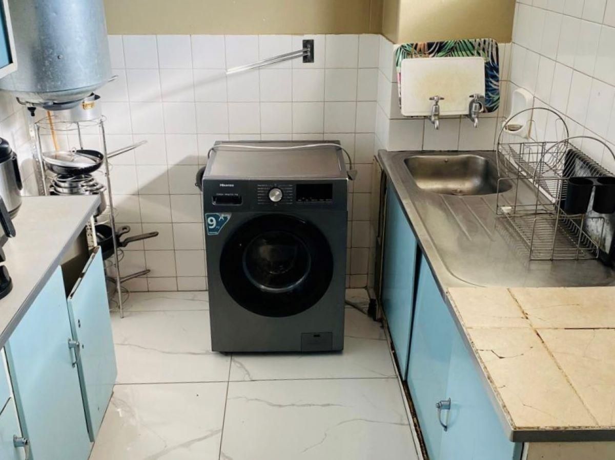 2 Bedroom flat for sale in Muckleneuk, Pretoria