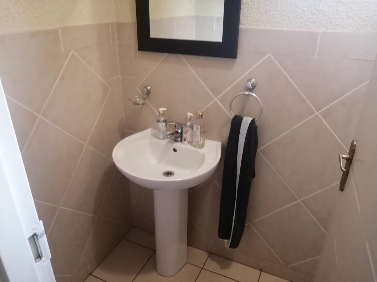 Photo 13 of 20