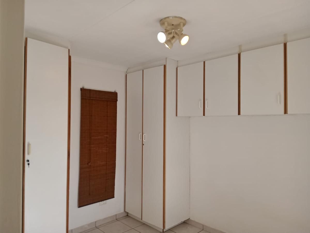 Photo 6 of 15