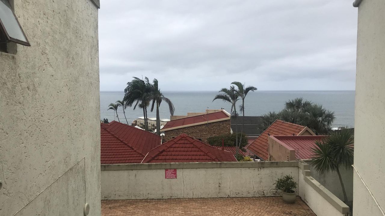 Photo 14 of 15