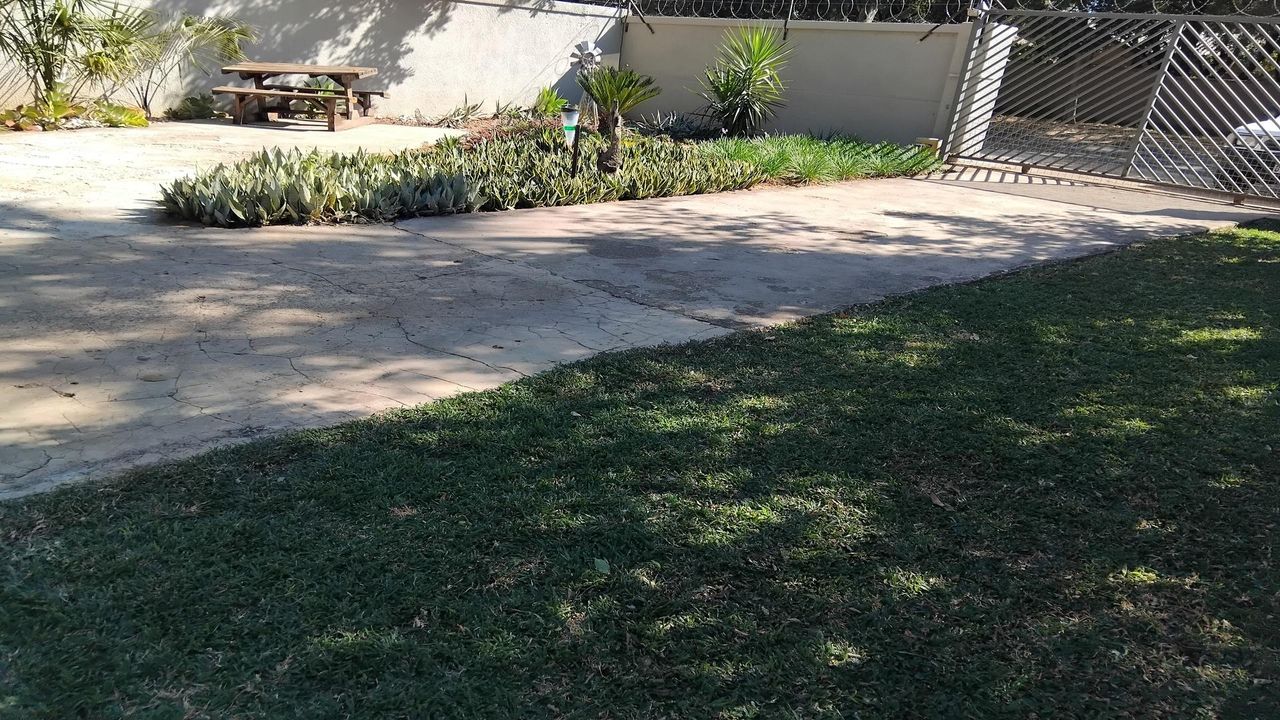 Photo 2 of 23