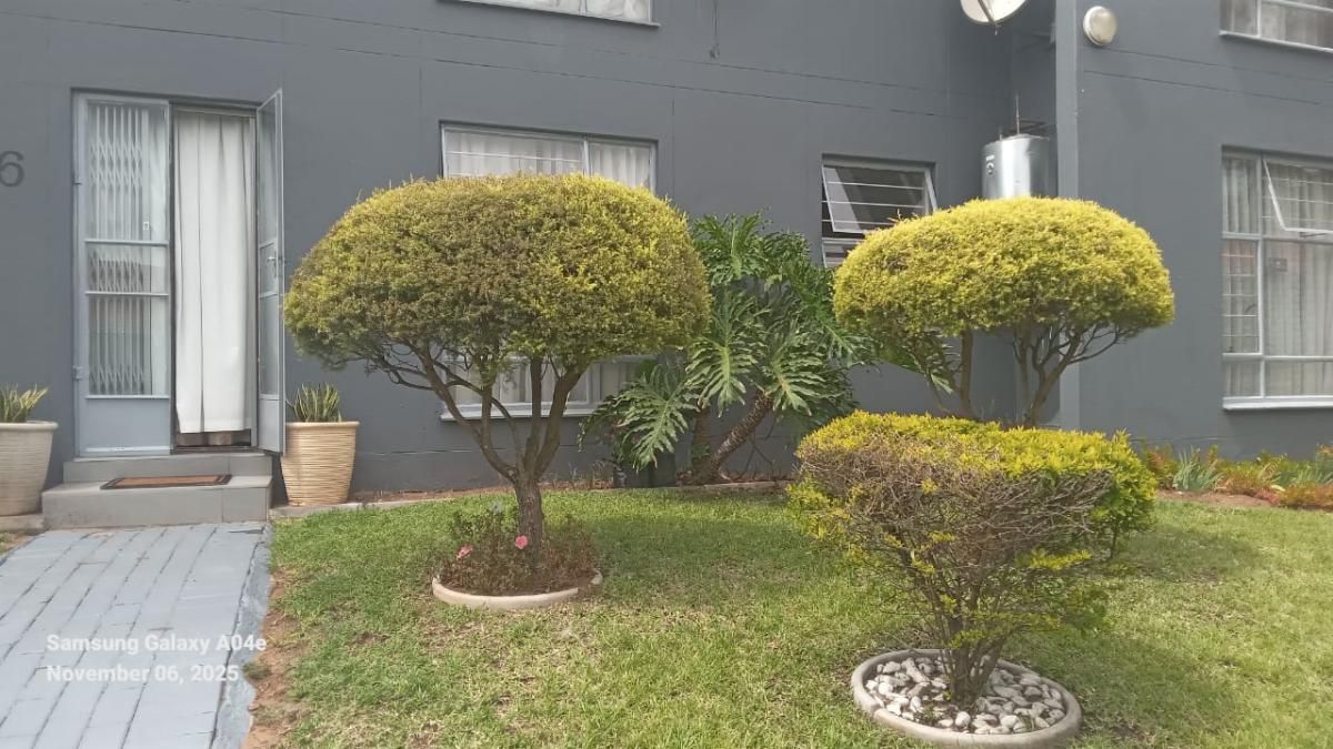Photo 2 of 22