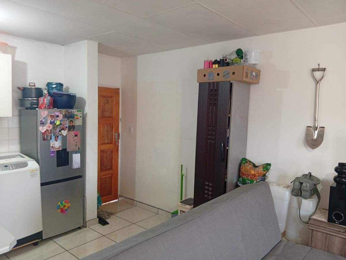 Photo 6 of 21