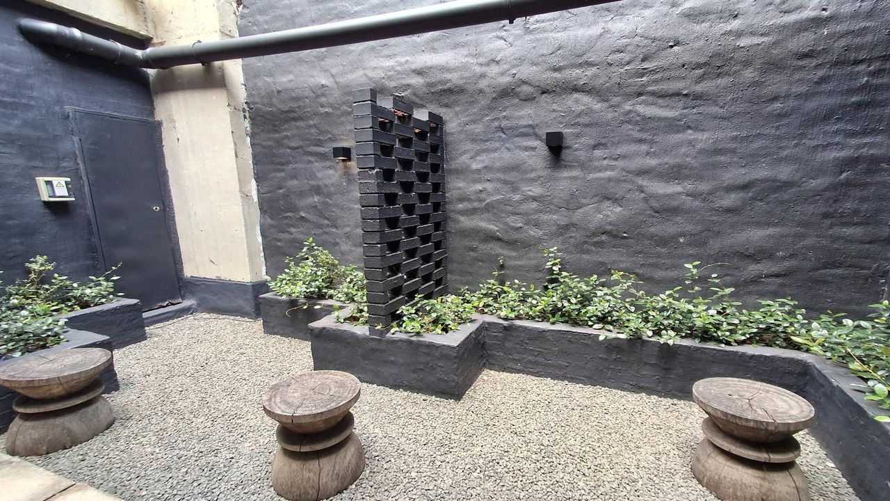 Photo 15 of 19