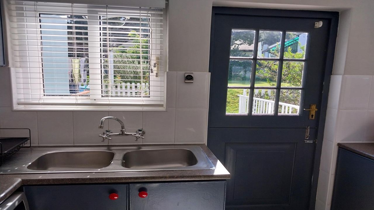 Photo 5 of 30
