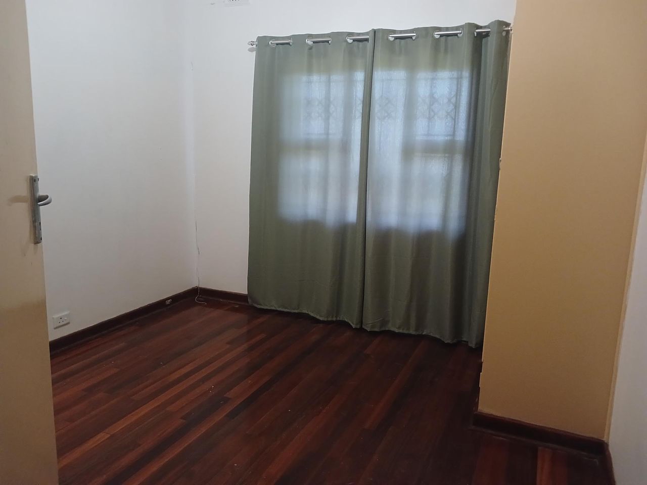 Photo 9 of 15