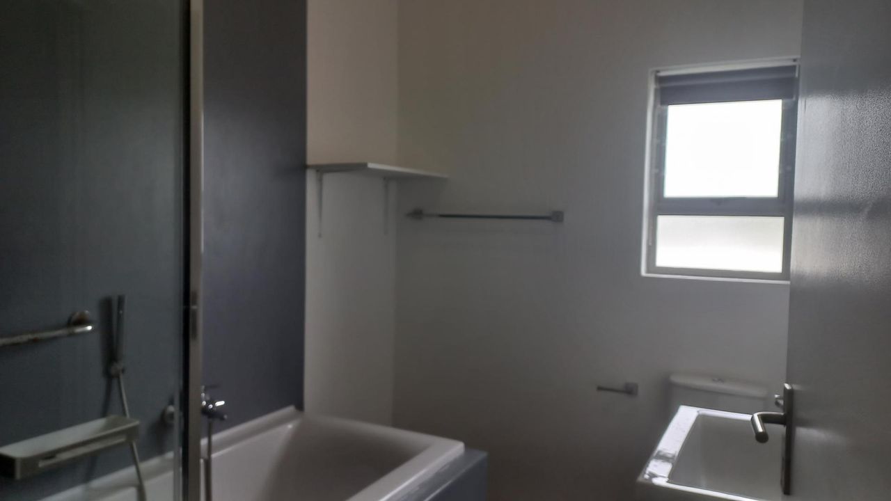 Photo 5 of 14