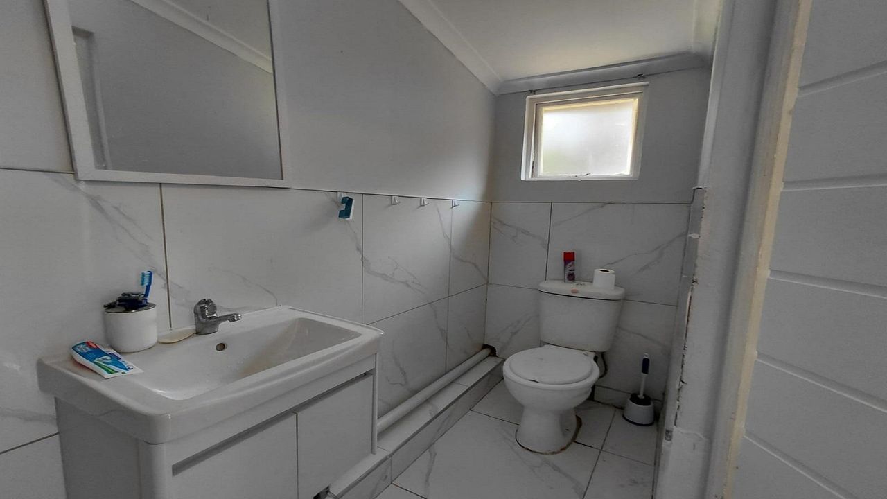 Photo 15 of 20