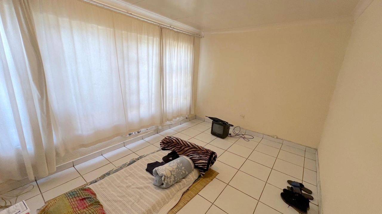 Photo 8 of 26