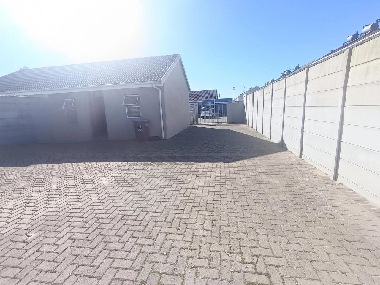 Photo of 2 Bedroom house for sale in Pelican Park, Cape Town