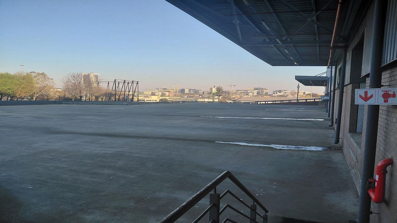 Photo of Warehouse to let in Vorna Valley, Midrand