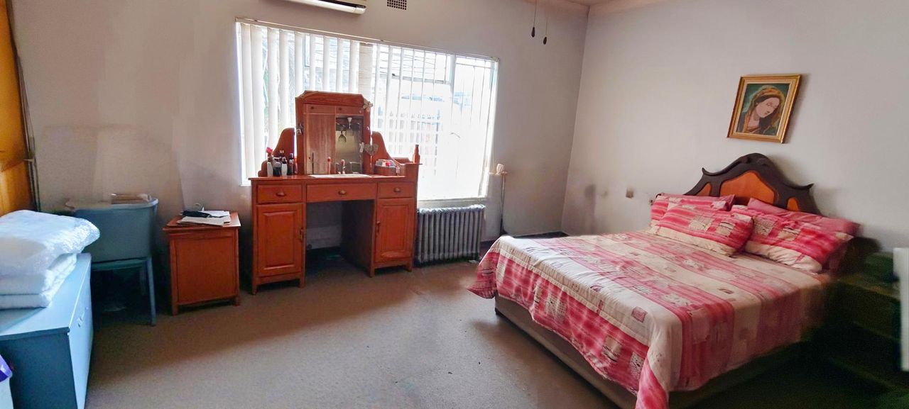 Photo of 4 Bedroom house for sale in Oranjesig, Bloemfontein