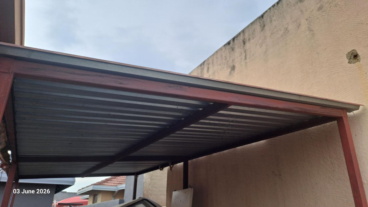 Photo 10 of 19