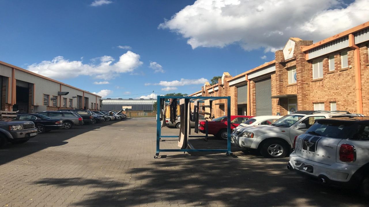 Photo 17 of 17