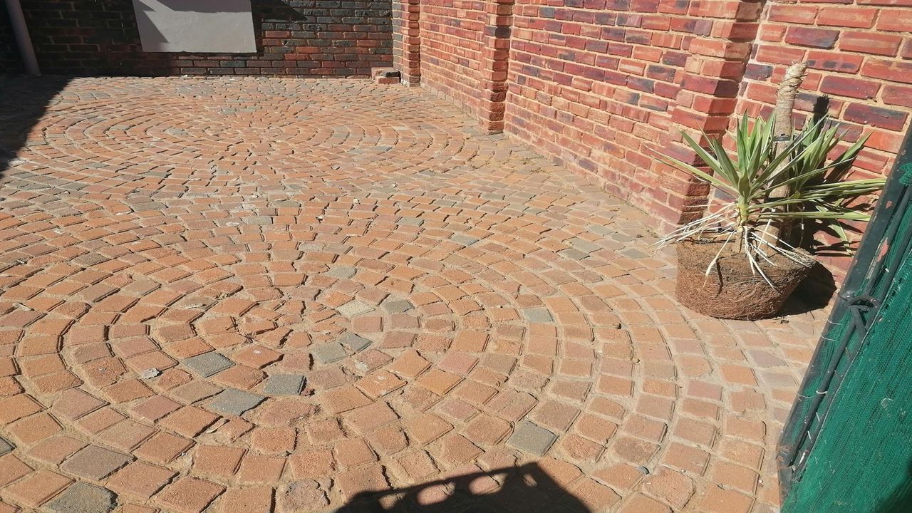 Photo 19 of 20