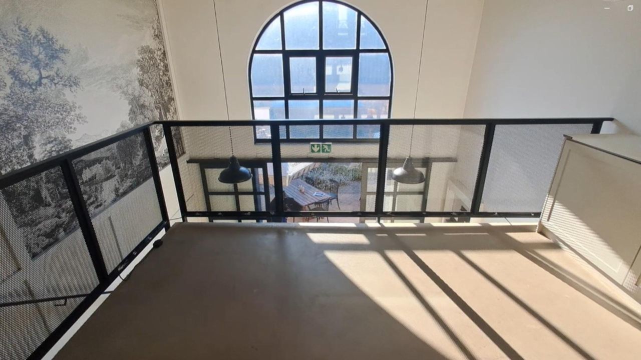 Photo 13 of 14