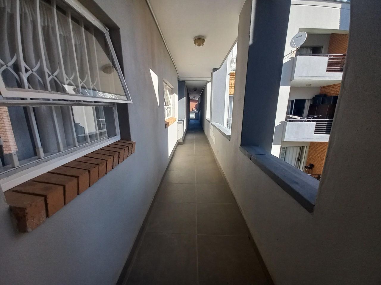 Photo 23 of 28