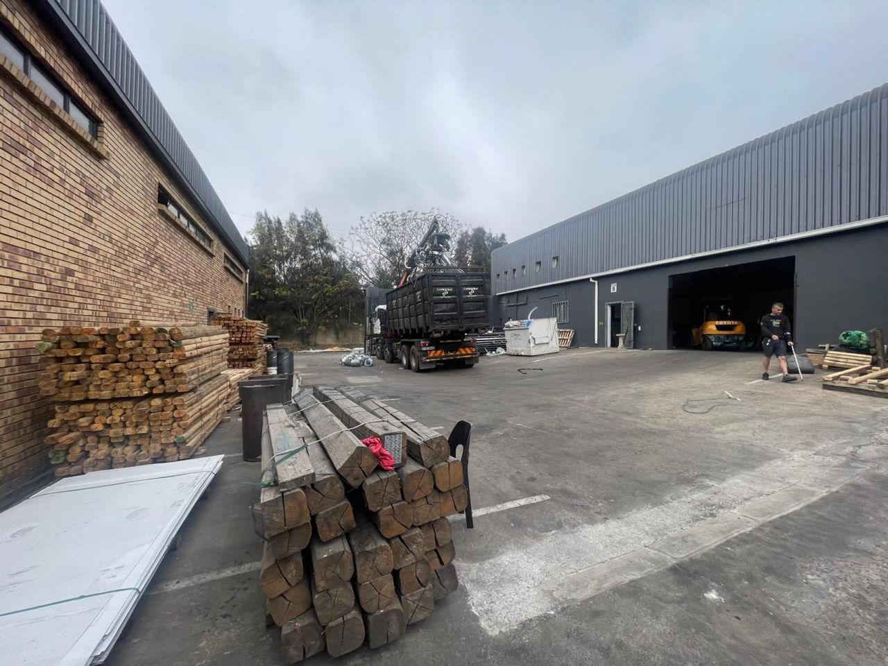 Photo of Industrial to let in Jacobs, Durban