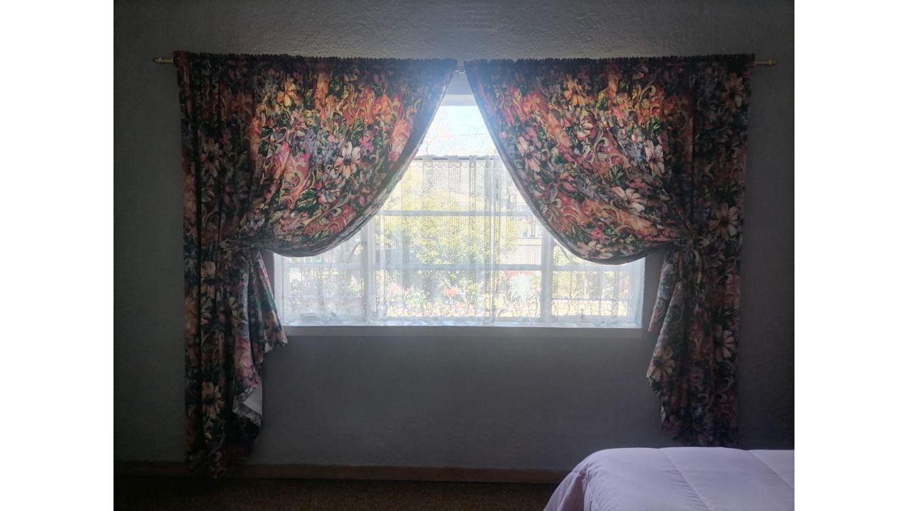 Photo 22 of 31