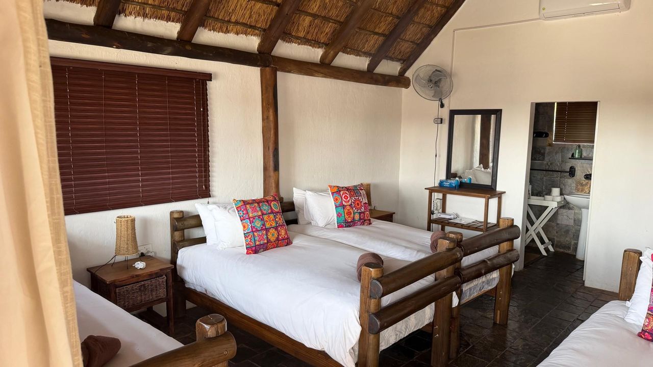 Photo 17 of 72
