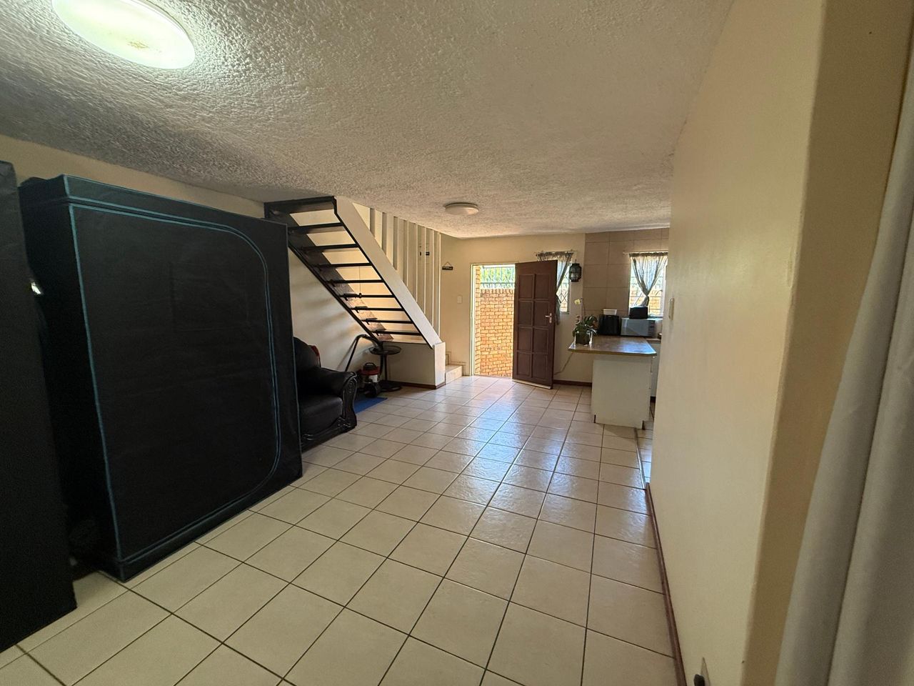 Photo 9 of 23