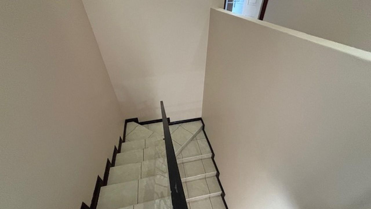 Photo 22 of 53