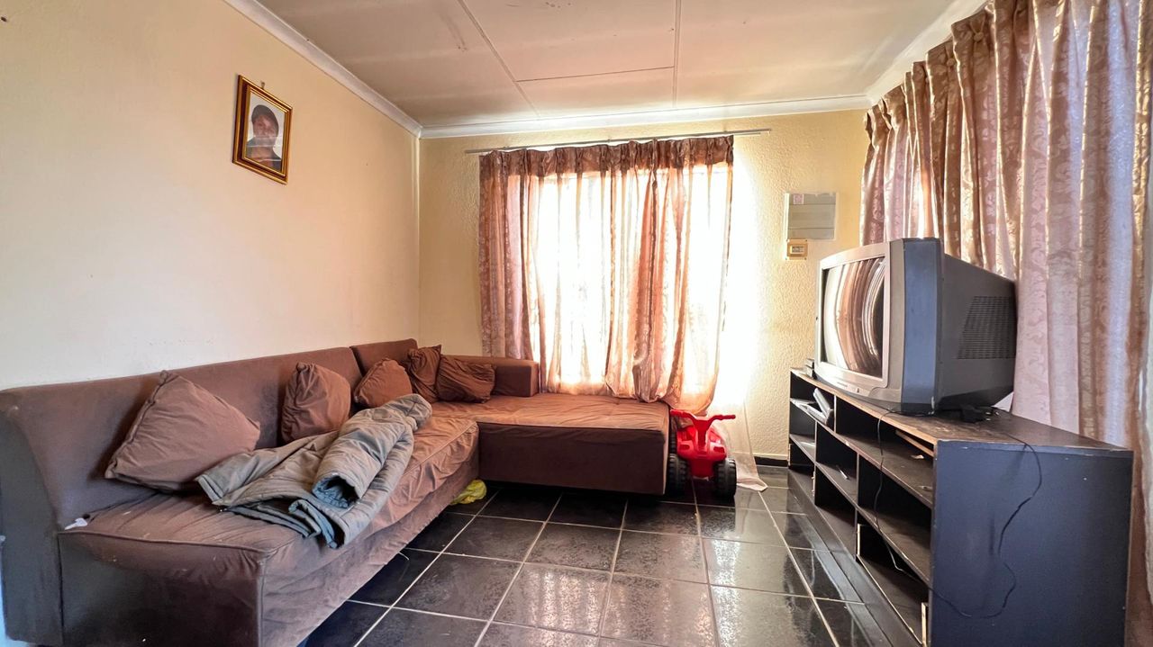 Photo of 2 Bedroom house for sale in Lotus Gardens, Pretoria