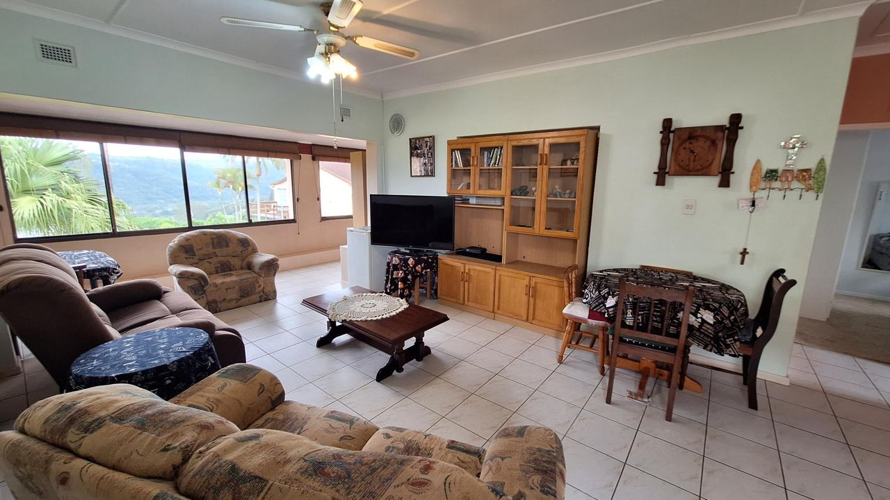 Photo 18 of 22