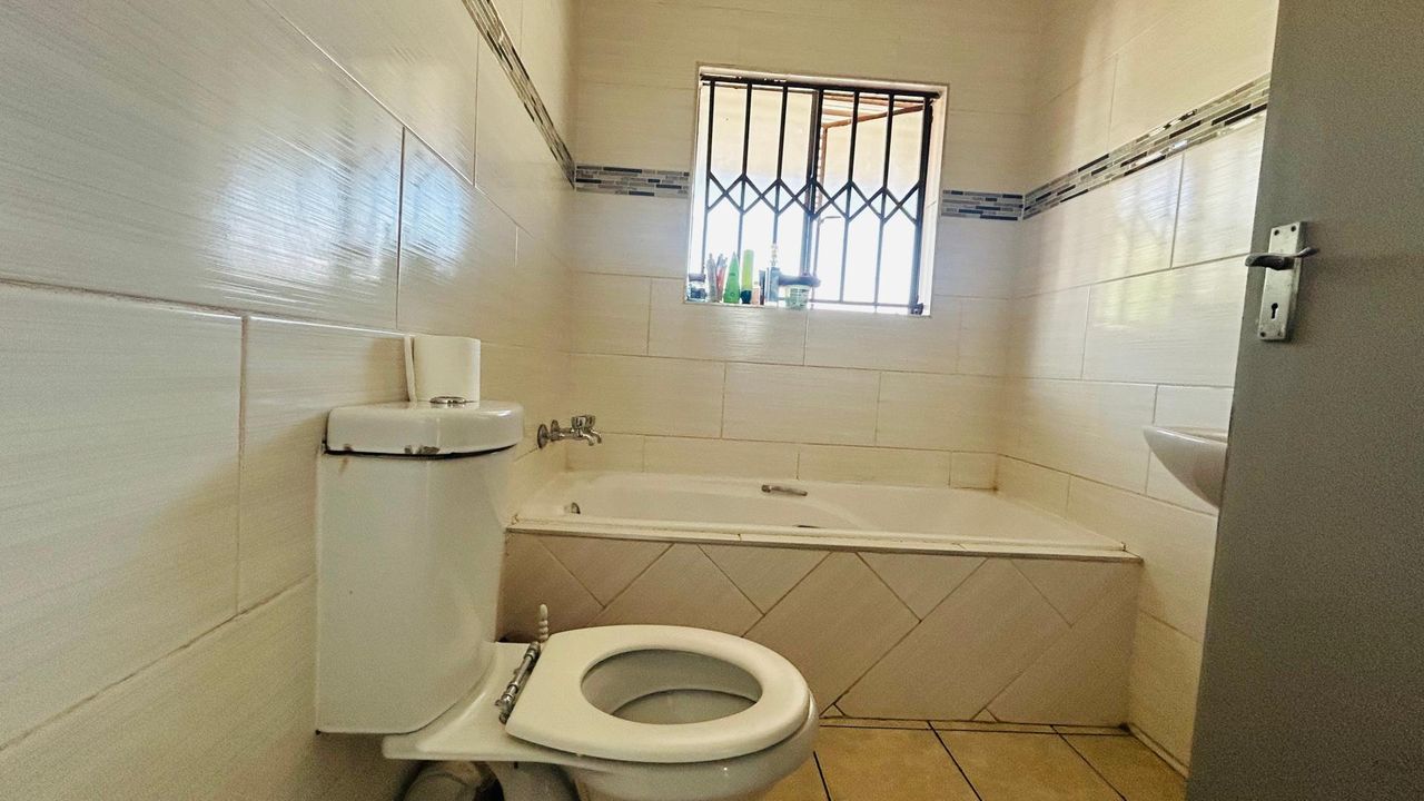 Photo of 3 Bedroom apartment for sale in The Orchards, Akasia