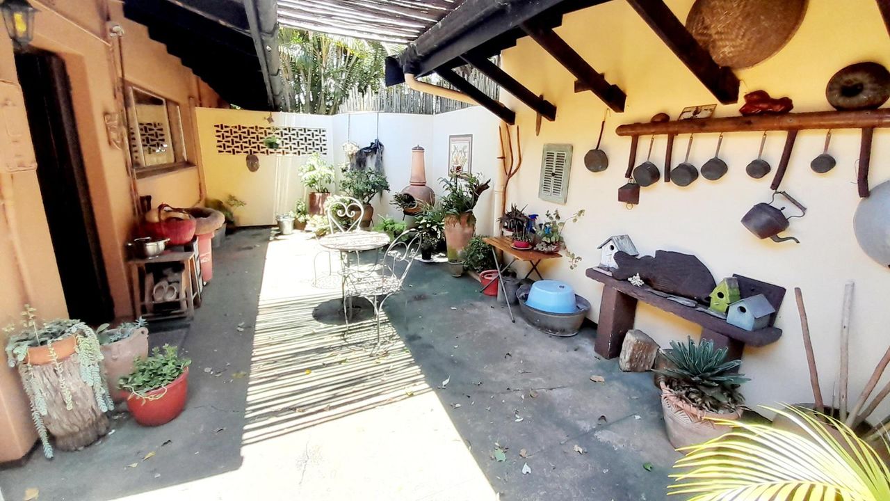 Photo 26 of 27