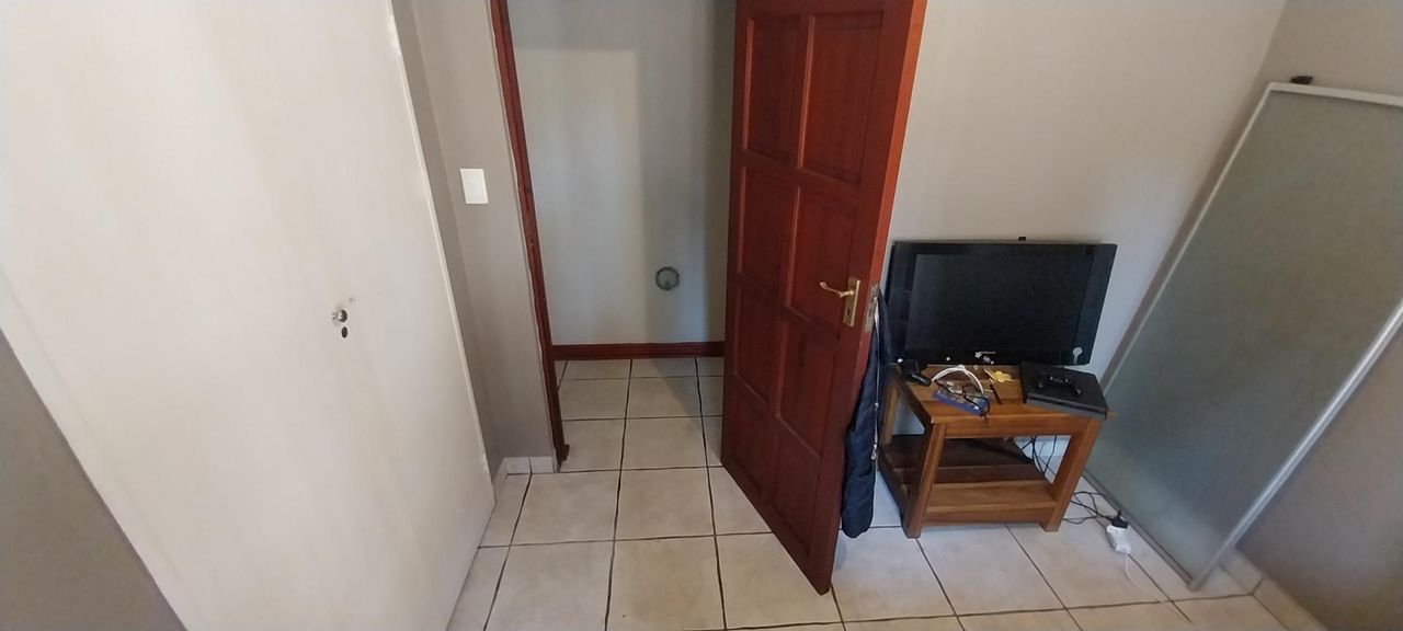 Photo 26 of 35