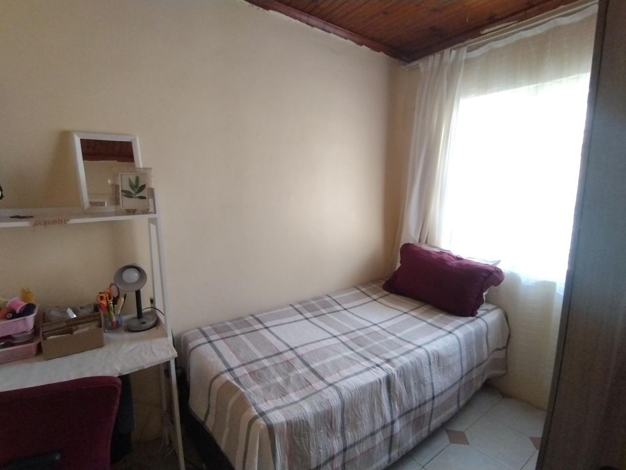 Photo 9 of 19