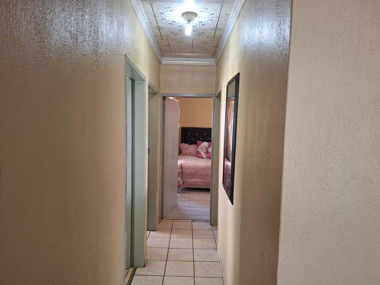 Photo 23 of 32