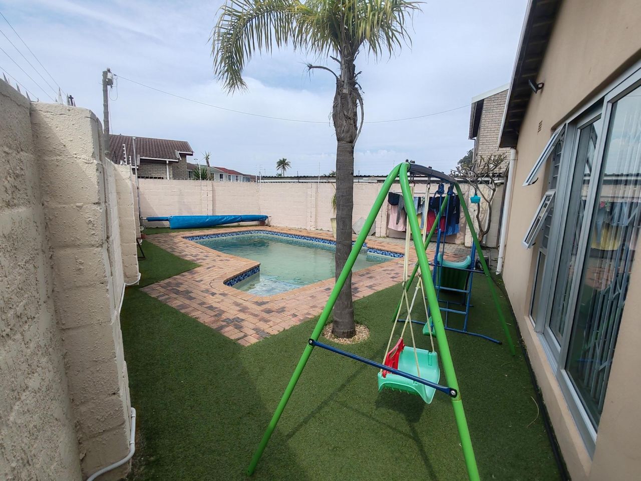 Photo 17 of 20