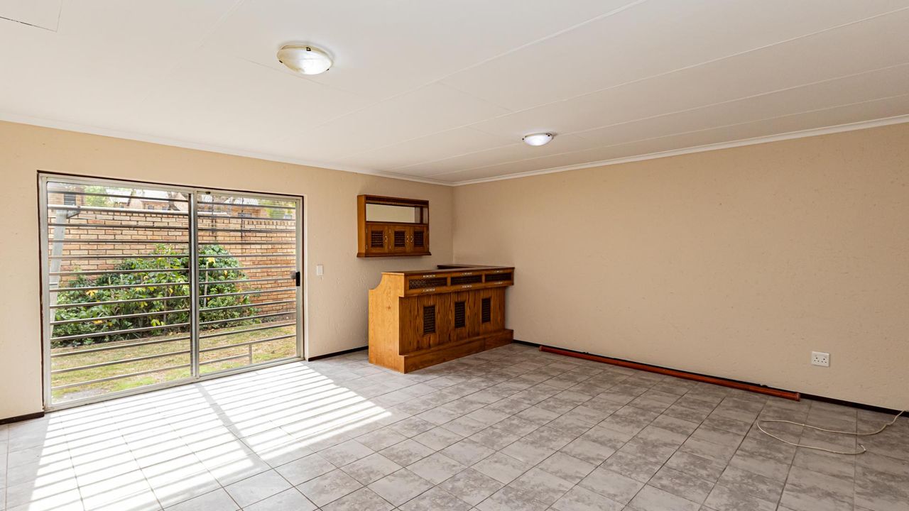 3 Bedroom townhouse - sectional for sale in Noordhang, Randburg