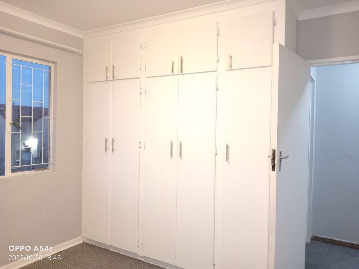 Photo of 2 Bedroom duplex apartment to rent in Gardeniapark, Bloemfontein