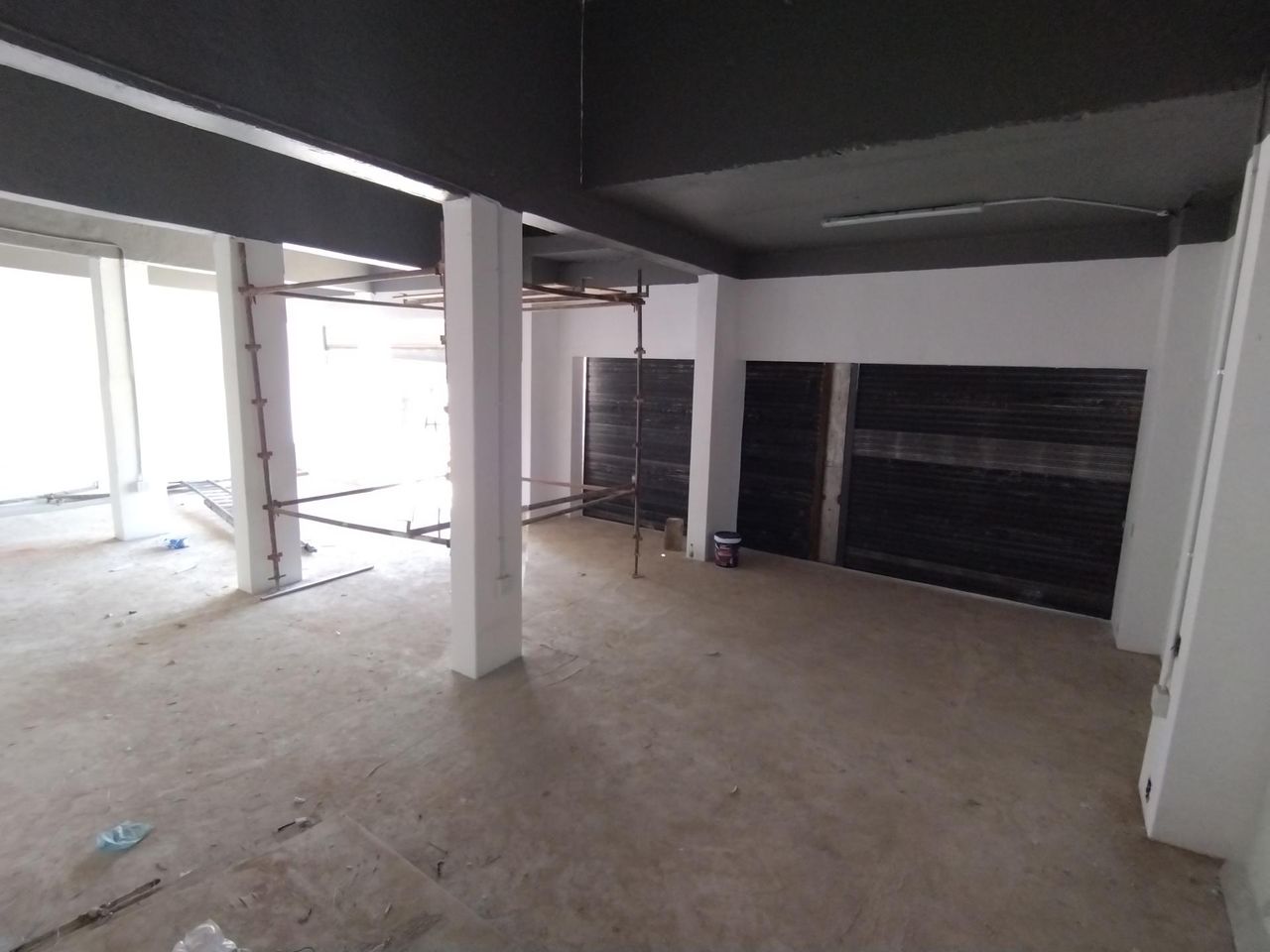 Photo 2 of 9