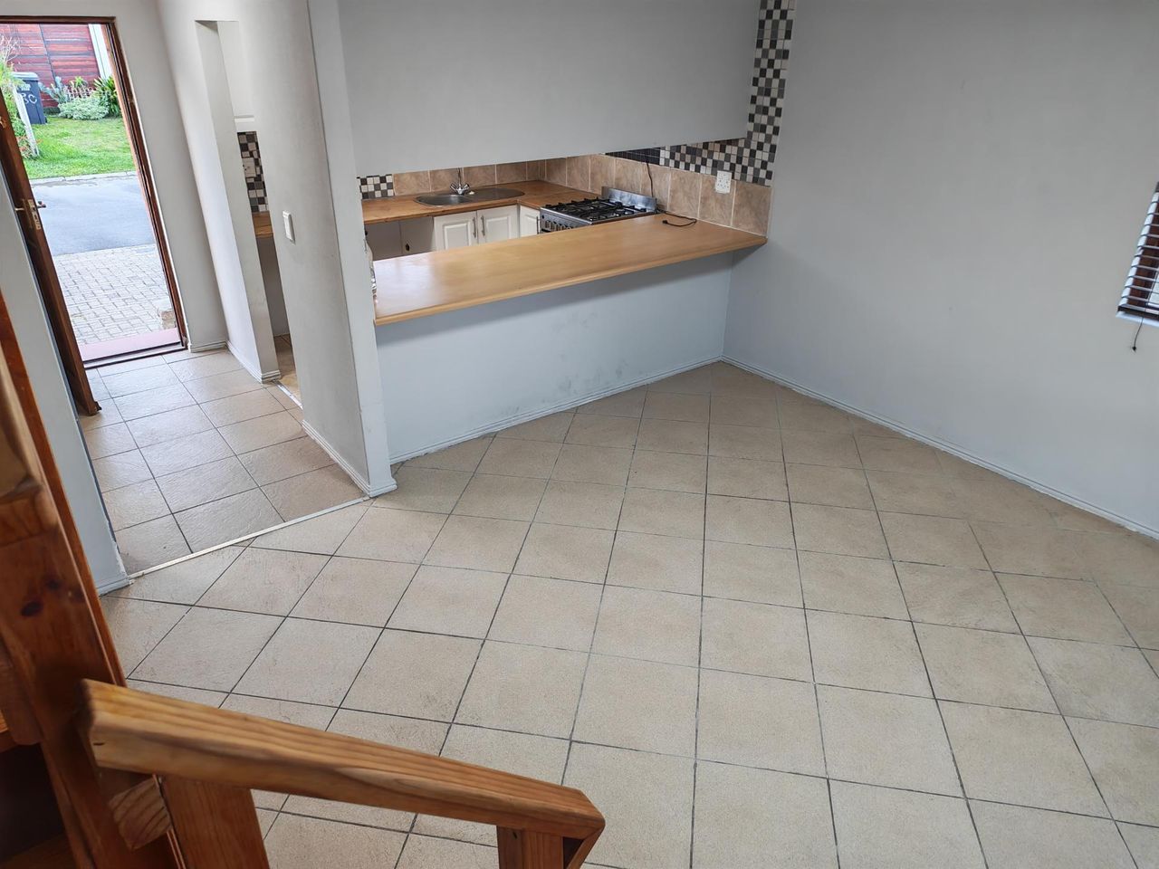 Photo 10 of 29