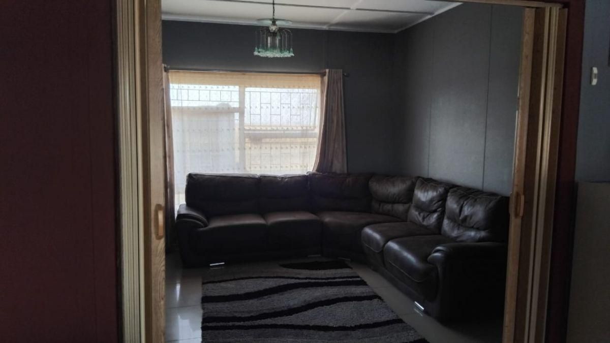 Photo 6 of 19