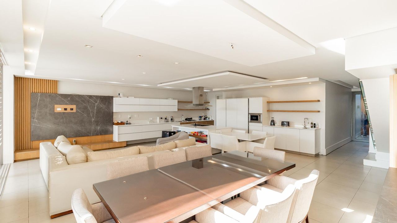 Photo of 4 Bedroom apartment for sale in Morningside, Sandton