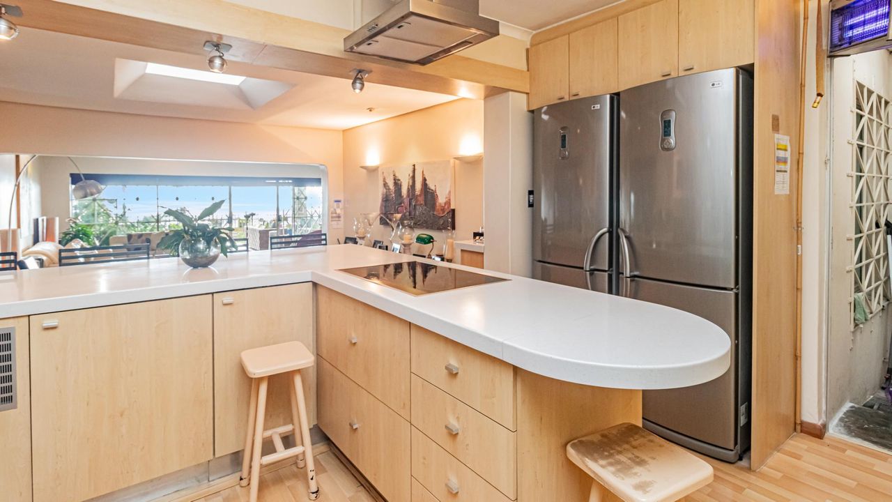 Photo of 3 Bedroom house for sale in Green Point, Cape Town